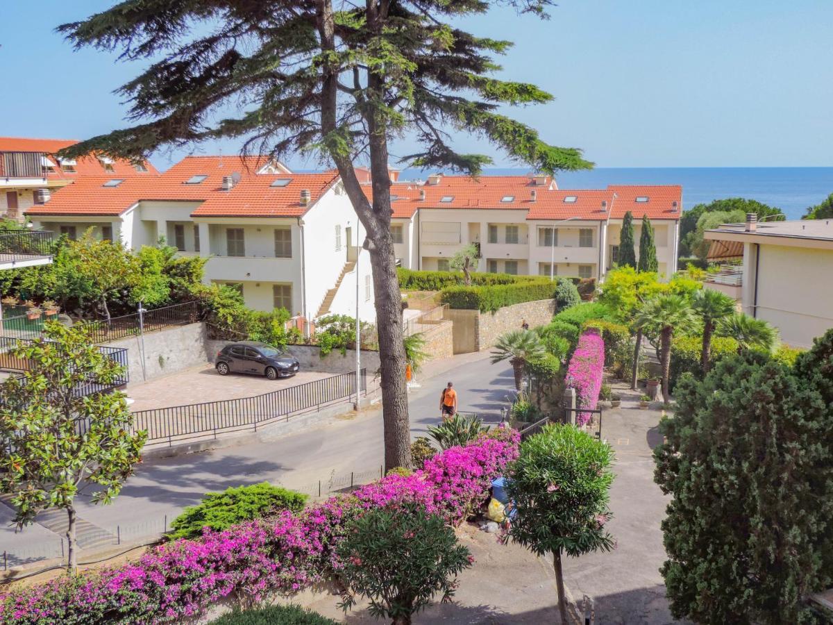 Apartamento H11 Terrazzo Al Mare - Riva Ligure - Spiagge Exterior foto