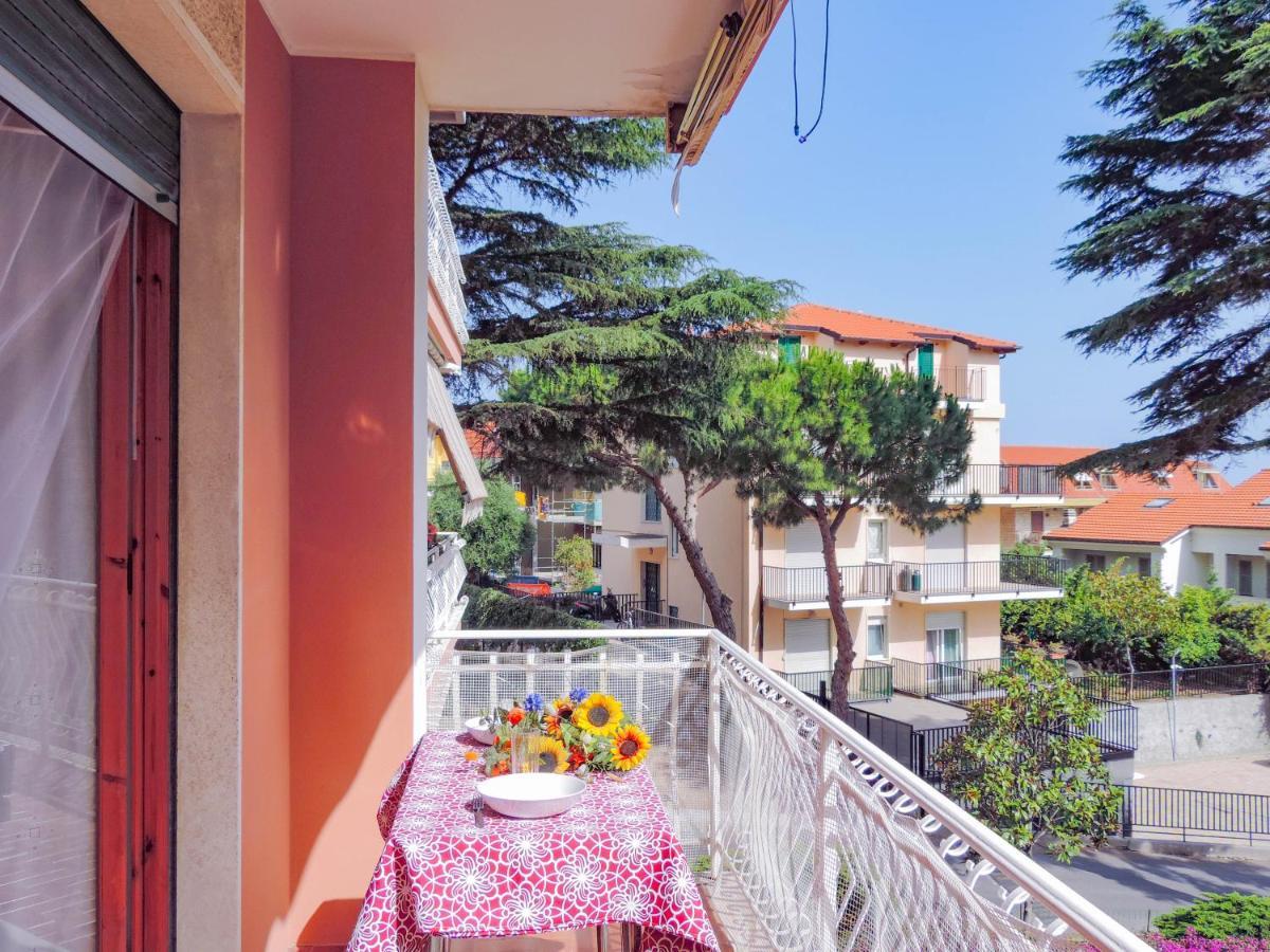 Apartamento H11 Terrazzo Al Mare - Riva Ligure - Spiagge Exterior foto